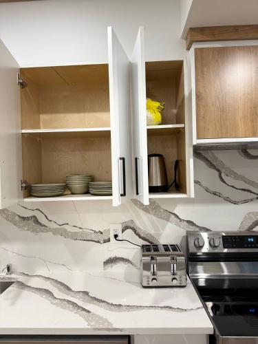 2 Bdrm Suitetv Wifinewly Built 20 Mins Airport in 尼斯庫