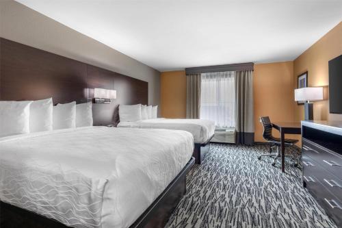 Queen Room with Two Queen Beds - Non-Smoking