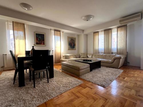 BD Lux Apartment & Garage, Skopje