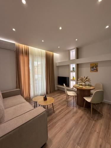 Lemon Garden Cozy 2BR Apt Private Garden Center, Tirana (zdjęcie 6)
