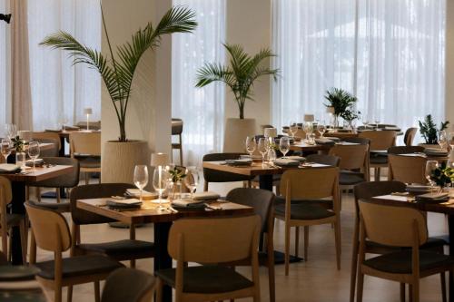 Fort Lauderdale Marriott Pompano Beach Resort and Spa - image 42