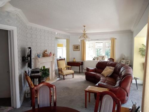 Semi Rural 3 Bed, loads of space in Pontypridd