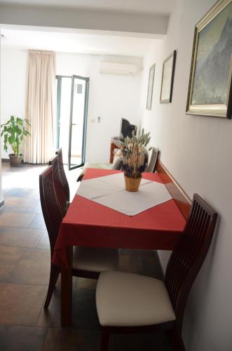 Lero Apartments - image 13