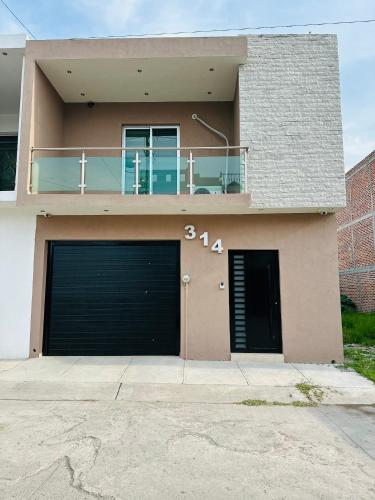 Casa de lujo muy cómoda de 2 pisos