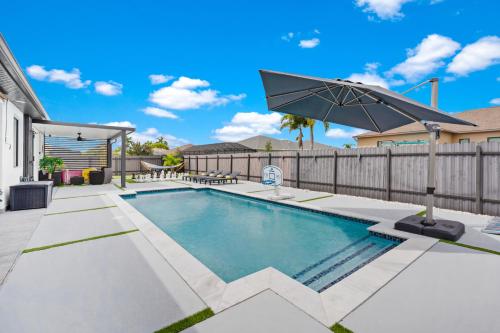 Relax & Play in Cape Coral Pool BBQ Family Fun, Cape Coral (Foto 11)