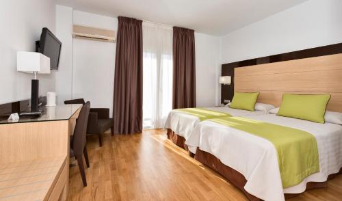 Hotel Baviera - image 11