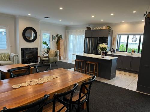 Pool, Spa pool, Private, Modern, Clive! in ไคลฟ์