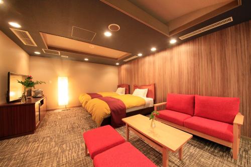 room detail thumbnail 1