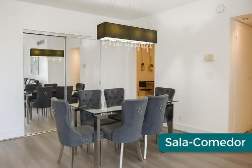 Modern Beach Apartment by Miami Te Espera - HOLLYWOOD 6T in Hollywood, USA