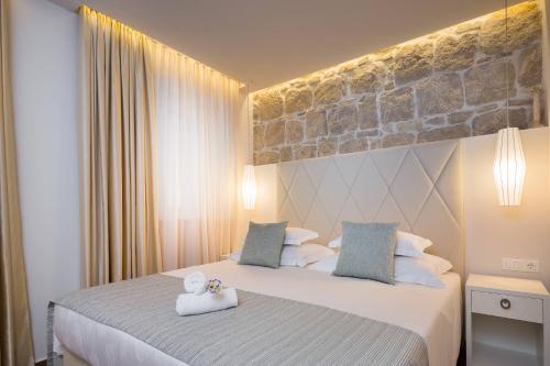 balatura split luxury rooms