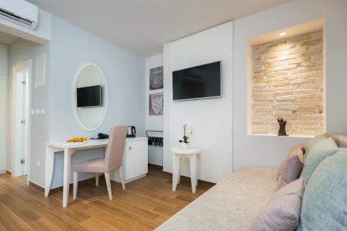 Balatura The Fine Bed&Breakfast Split - image 4