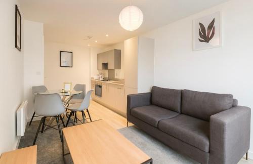 Luxury City Centre Flat Riverside Views, Manchester