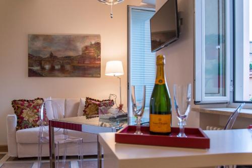 La Porta Rossa di Borgo - Vatican Luxury Suite - image 6