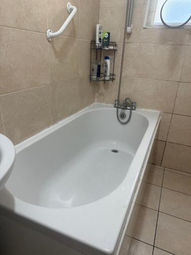 Cosy Rooms - Havering Park