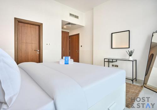 Radiant & Sunny Living - 1BR in ORchid DAMAC Hills, Dubaï (photo 3)