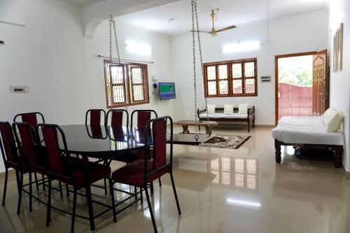 White House in Arambakkam