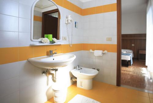 Hotel Villa Aspe - image 3