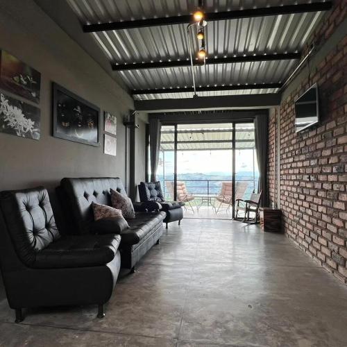 Shared lounge/TV area, Don Cafe - Luxury and confort in El Arenillo