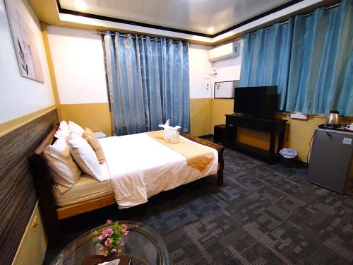 room detail thumbnail 1