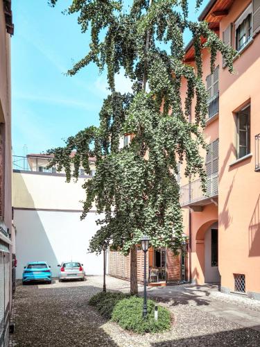 prestige in the Historical Center in โนวารา