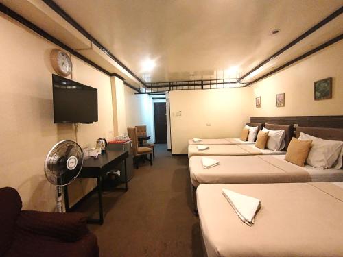 room detail thumbnail 0