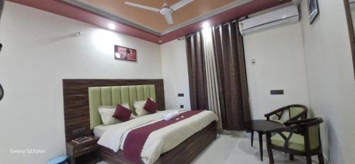 Viraj Homestay & Restaurant in Bhaniawala