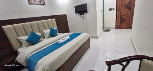 Viraj Homestay & Restaurant in Bhaniawala