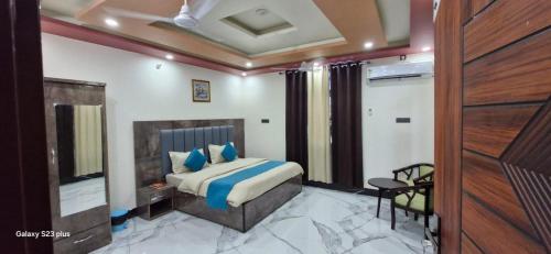 Viraj Homestay & Restaurant in Bhaniawala