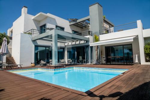 Aqua Villa by AcasaDasCasas