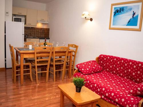 Charmant 2 Pièces 4 Personnes au Rez-de-Chaussée avec Balcon – Résidence Le Hameau du Puy - FR-1-504-572 - Location saisonnière - Dévoluy