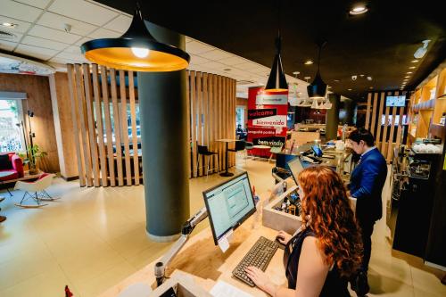 Empfangshalle, ibis Asuncion in Asuncion