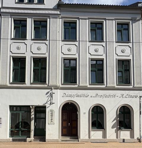 Hotel am Schloß - image 6