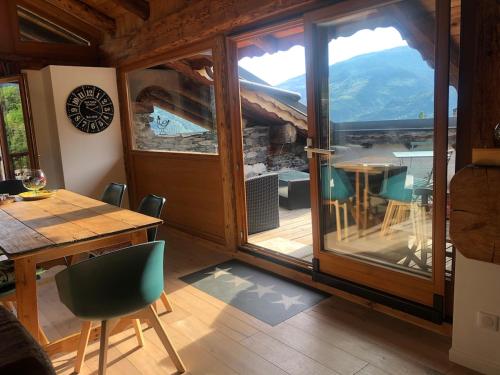 Charmant appartement avec terrasse de toit 2 chambres 4 pers in Seez