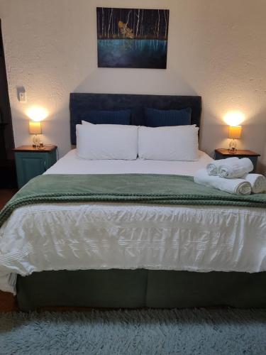 Bed, Serendipity Garden Studio Gateway to Kruger and Panorama Route in Kampersrus AH