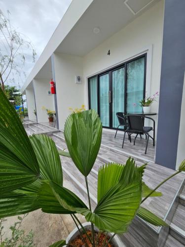 TonLiw Hotel โรงแรมต้นหลิว in ノンブアラムプー