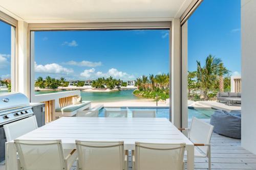 Facilities, South Bank in Providenciales