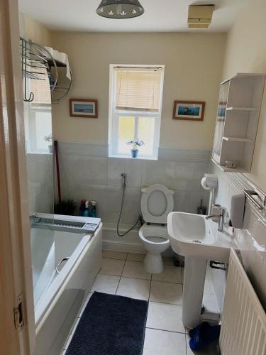 Apartment with Free Parking, Manchester (photo 2)