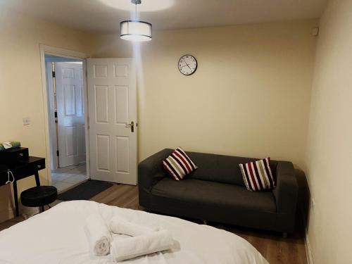 Apartment with Free Parking, Manchester (photo 4)