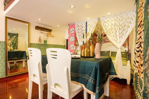 Xizhi B&B & Retro Loft - image 3