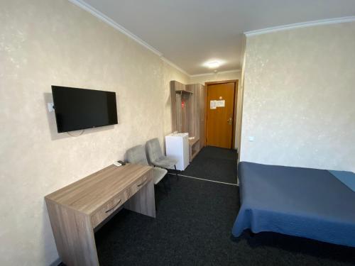 Hotel Prydesnyansky - image 10