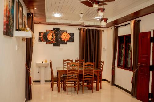 Batti Lagoon Hotel in Batticaloa