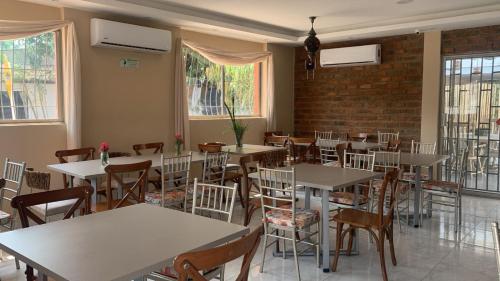 Hotel, Restaurante DON ALBERTO in Фонд