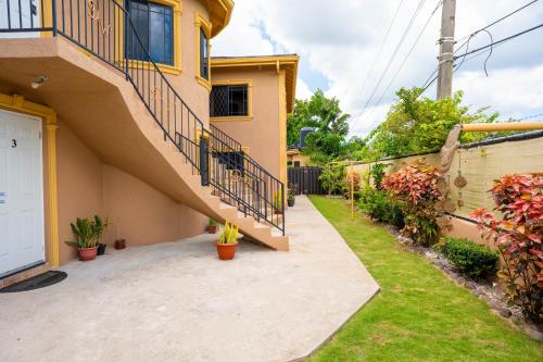 DW apartments in Mandeville