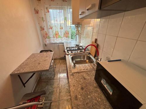London Appartment - image 5