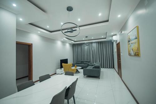 Ultra Aparthotel in 特特