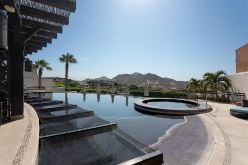 Luxe 5 BDRM Copala Villa GOLF Minutes to Marina - image 2