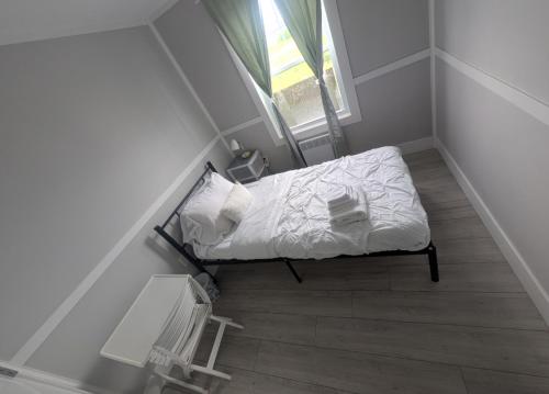 Single Bedroom