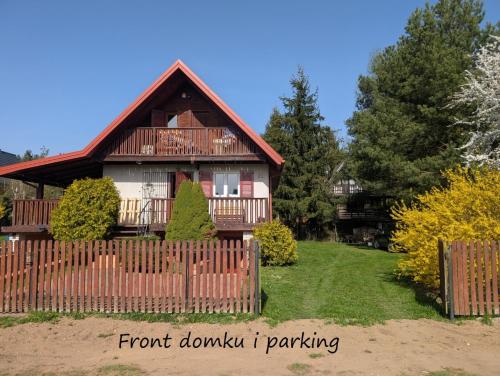 . Domek letniskowy w Szkotowie