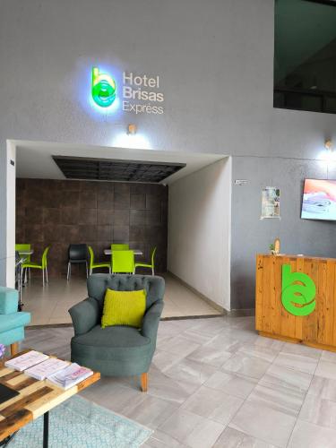 Exterior view, Hotel Brisas Express in Los Alcanfores