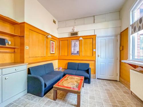 -RBbc-Cozy Double Room in Shared House near Sand Moor Golf Club